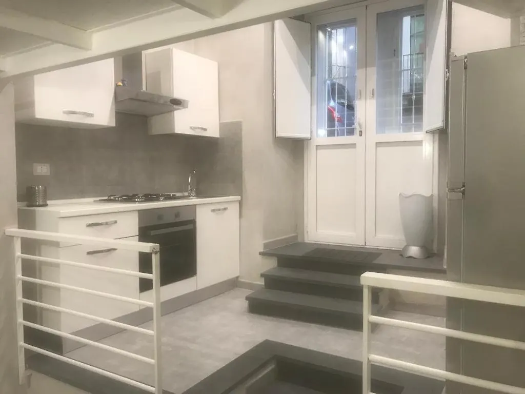 Casa Verginelle Short Lets Aeroporto di Catania Fontana Rossa Italia